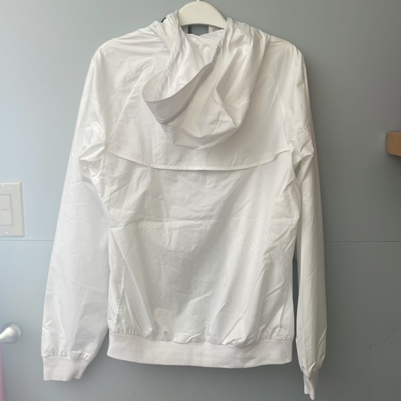 NIKE - THE WINDRUNNER! - Picture 6 of 8